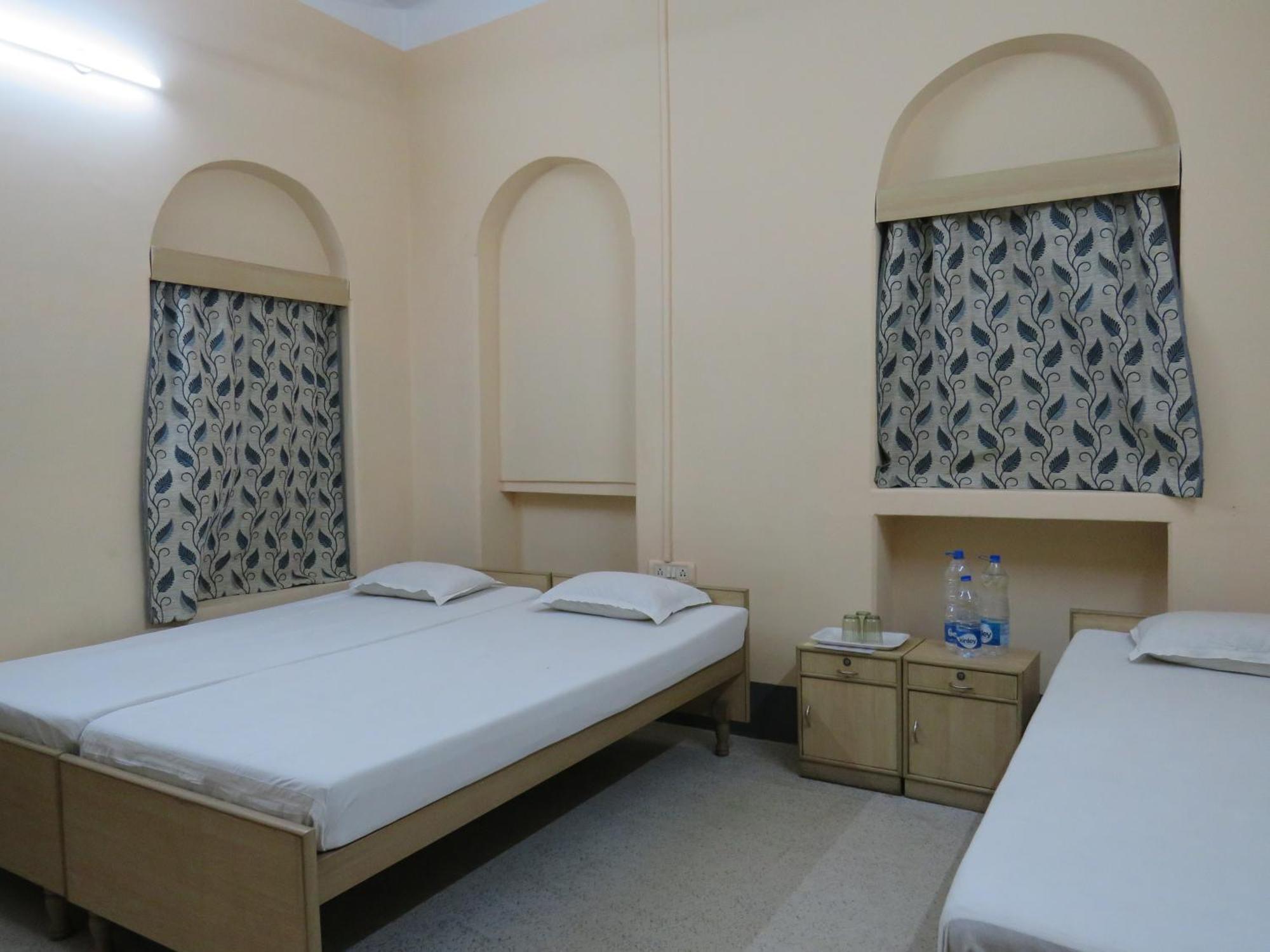 Shaw Guest House Καλκούτα Εξωτερικό φωτογραφία