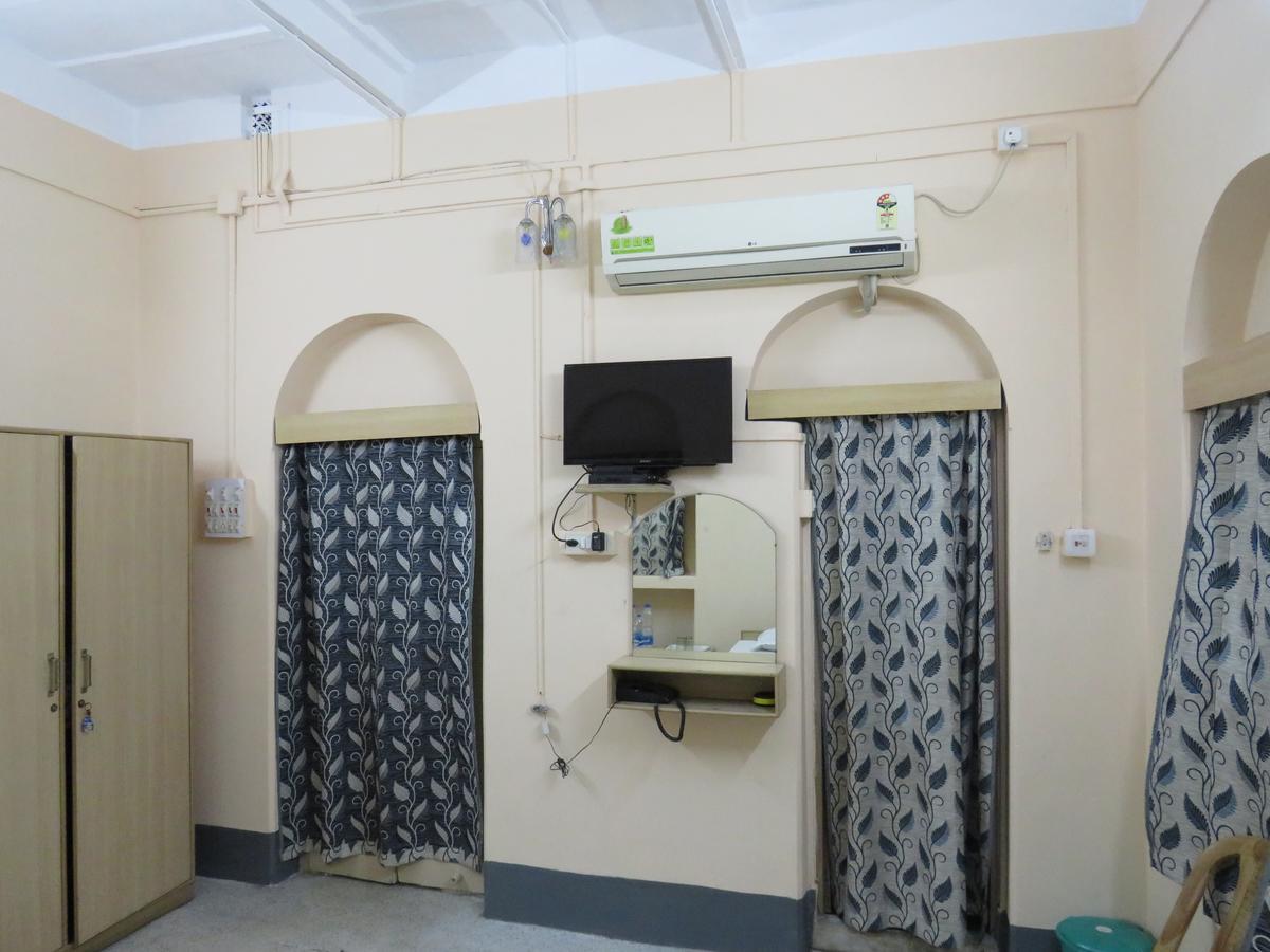 Shaw Guest House Καλκούτα Εξωτερικό φωτογραφία